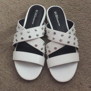 Size 8 BCBGeneration sandals